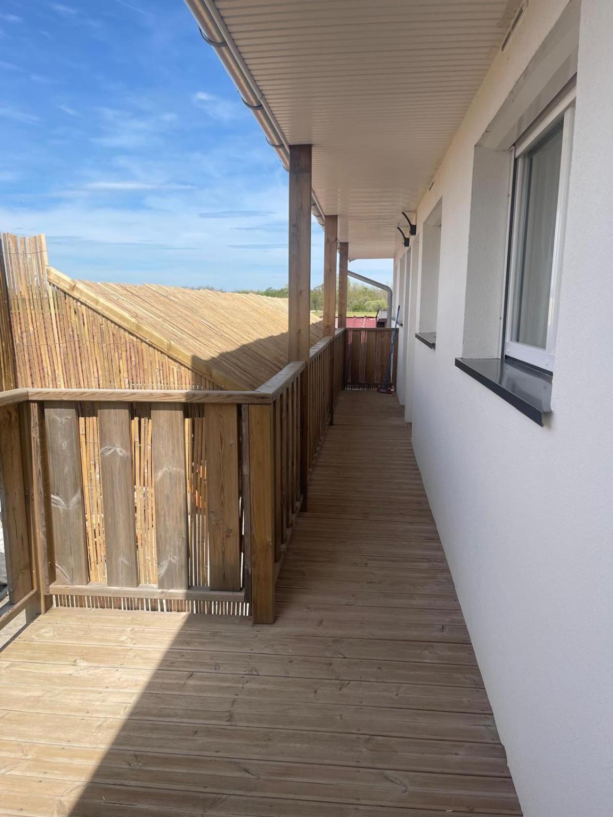 Appartement - Location Saisonniere Pey Екстериор снимка